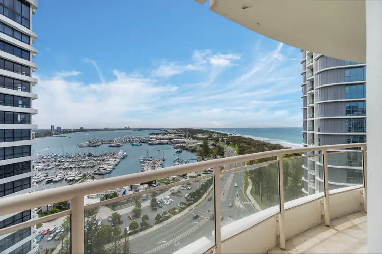 65/3 Cunningham Avenue, Main Beach QLD 4217