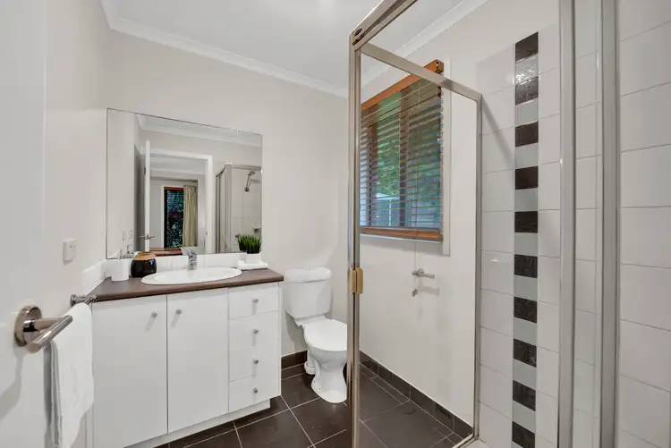 Fifth view of Homely house listing, 10 Natanya Drive, Pakenham VIC 3810