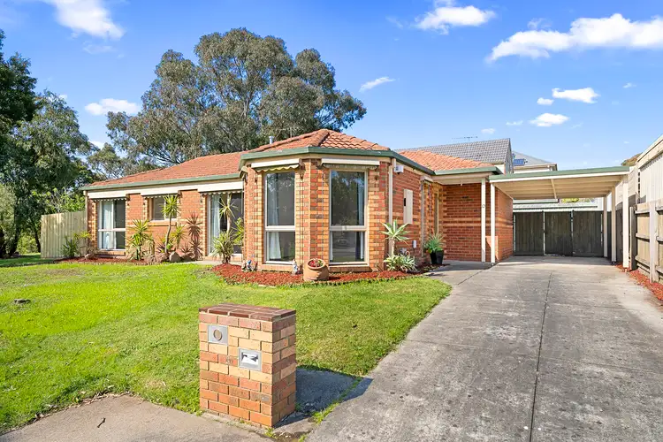 10 Adelong Court, Berwick VIC 3806