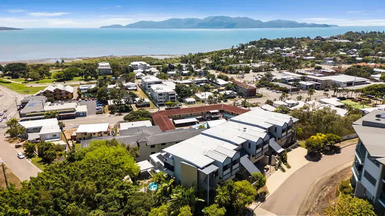 Main view of Homely apartment listing, 4/9 Little Street, Belgian Gardens QLD 4810