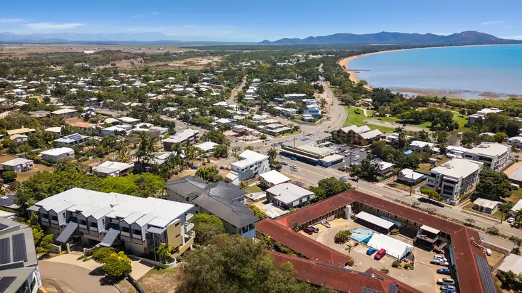 Fourth view of Homely apartment listing, 4/9 Little Street, Belgian Gardens QLD 4810