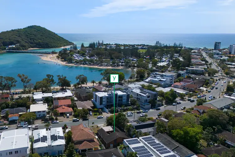 66 Tallebudgera Drive, Palm Beach QLD 4221
