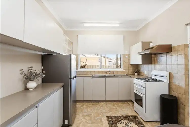 Sixth view of Homely house listing, 7 Kelly St, Cloverdale WA 6105