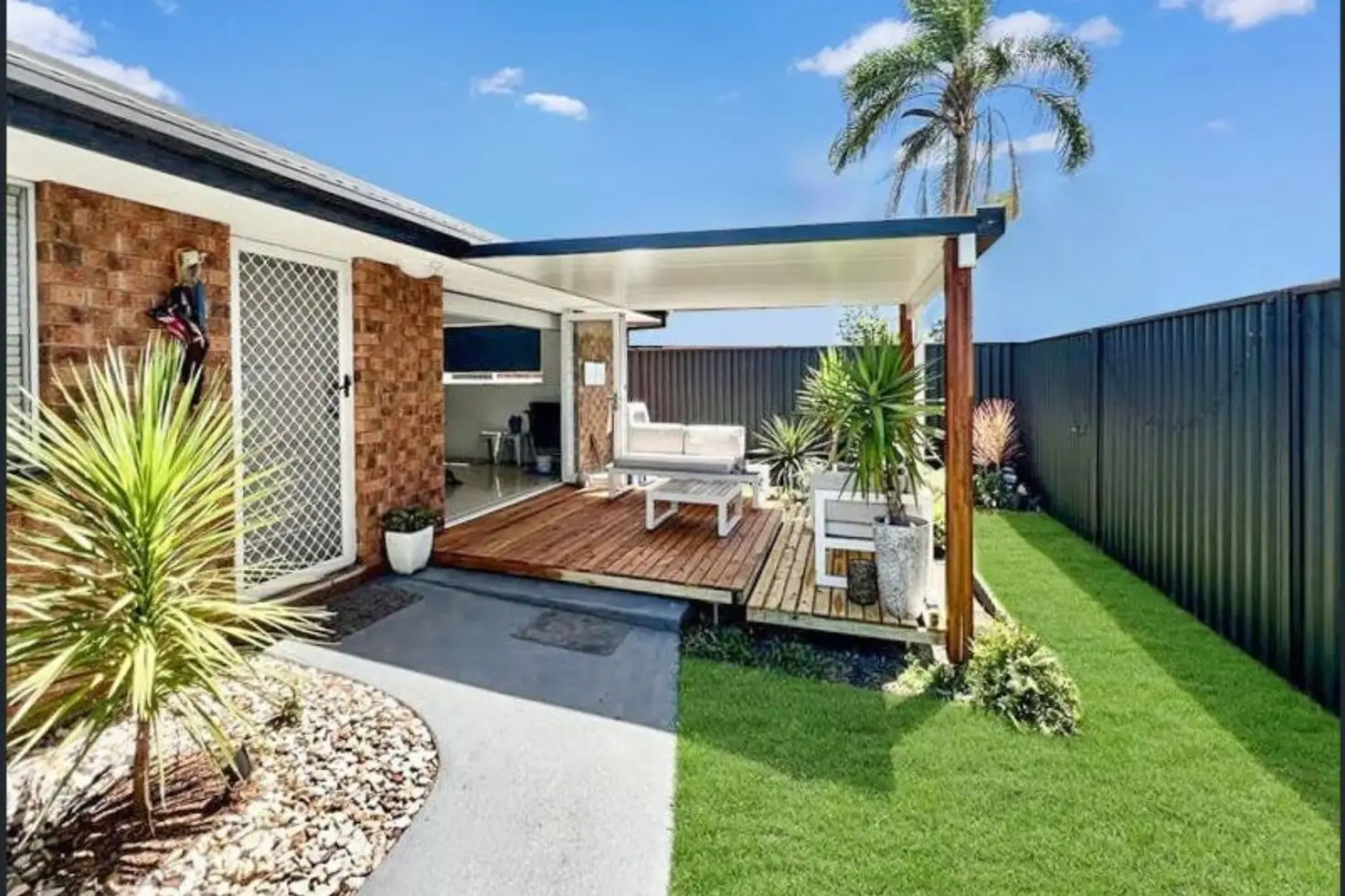 Main view of Homely semi-detached listing, 2/47 Milton Avenue, Paradise Point QLD 4216