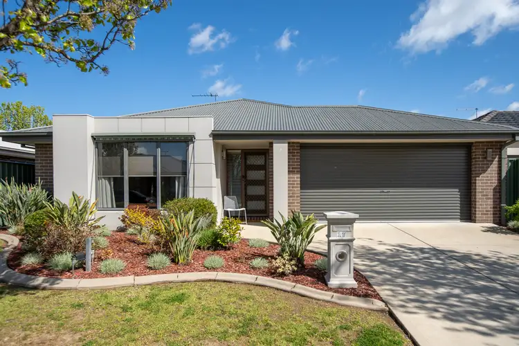 Main view of Homely house listing, 17 INWOOD CRESCENT, Wodonga VIC 3690
