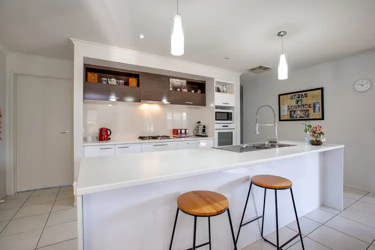 Fifth view of Homely house listing, 17 INWOOD CRESCENT, Wodonga VIC 3690