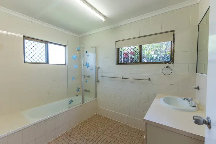Sixth view of Homely house listing, 2/8 Prior Close, Malanda QLD 4885