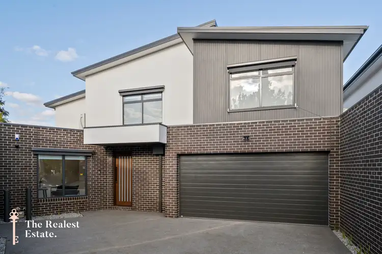 2/8 Collings Court, Pascoe Vale VIC 3044