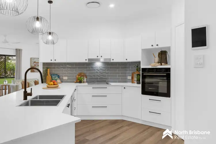 Fifth view of Homely house listing, 2 Gerygone Court, Narangba QLD 4504