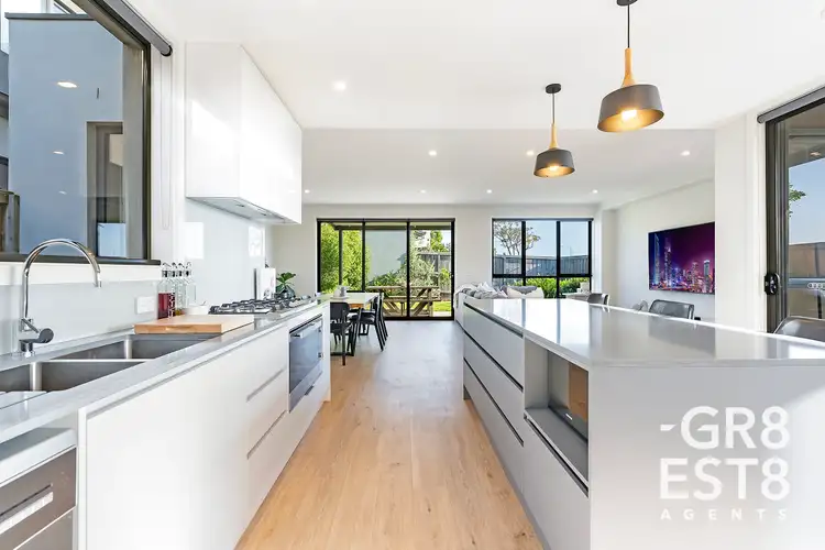 23 Elland Road, Clyde North VIC 3978