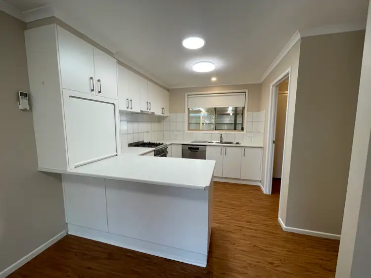 Third view of Homely house listing, 6 Pickering Place, Wodonga VIC 3690