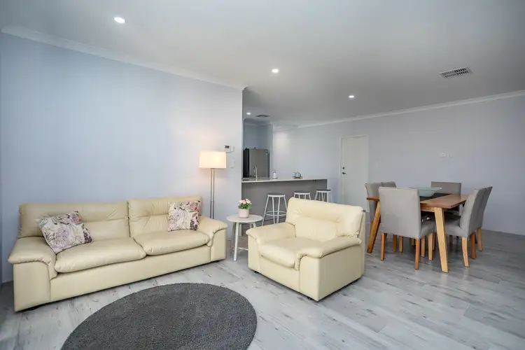 Fifth view of Homely house listing, 8 Muscari Close, Seville Grove WA 6112