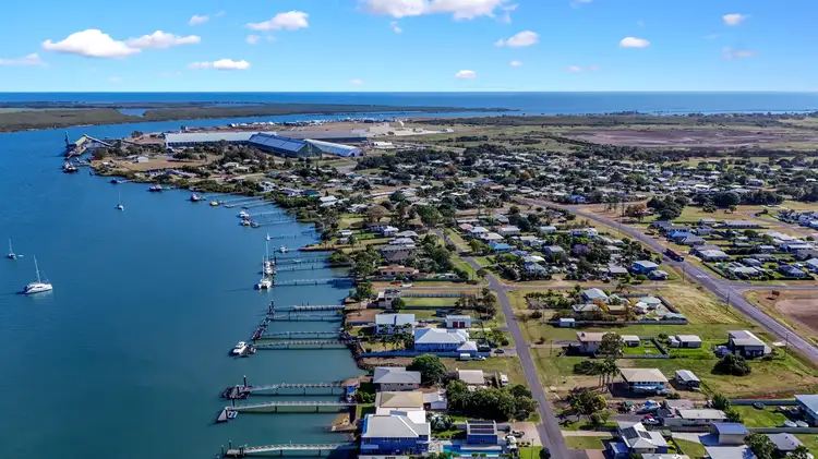 59 Corser Street, Burnett Heads QLD 4670