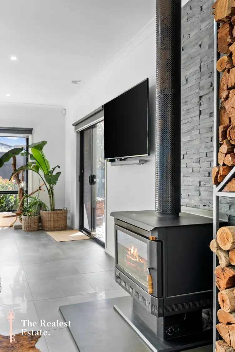 Second view of Homely house listing, 8 Terrick Court, Greenvale VIC 3059