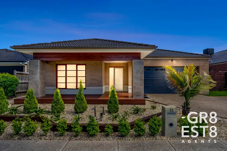 32 John Russell Road, Cranbourne West VIC 3977