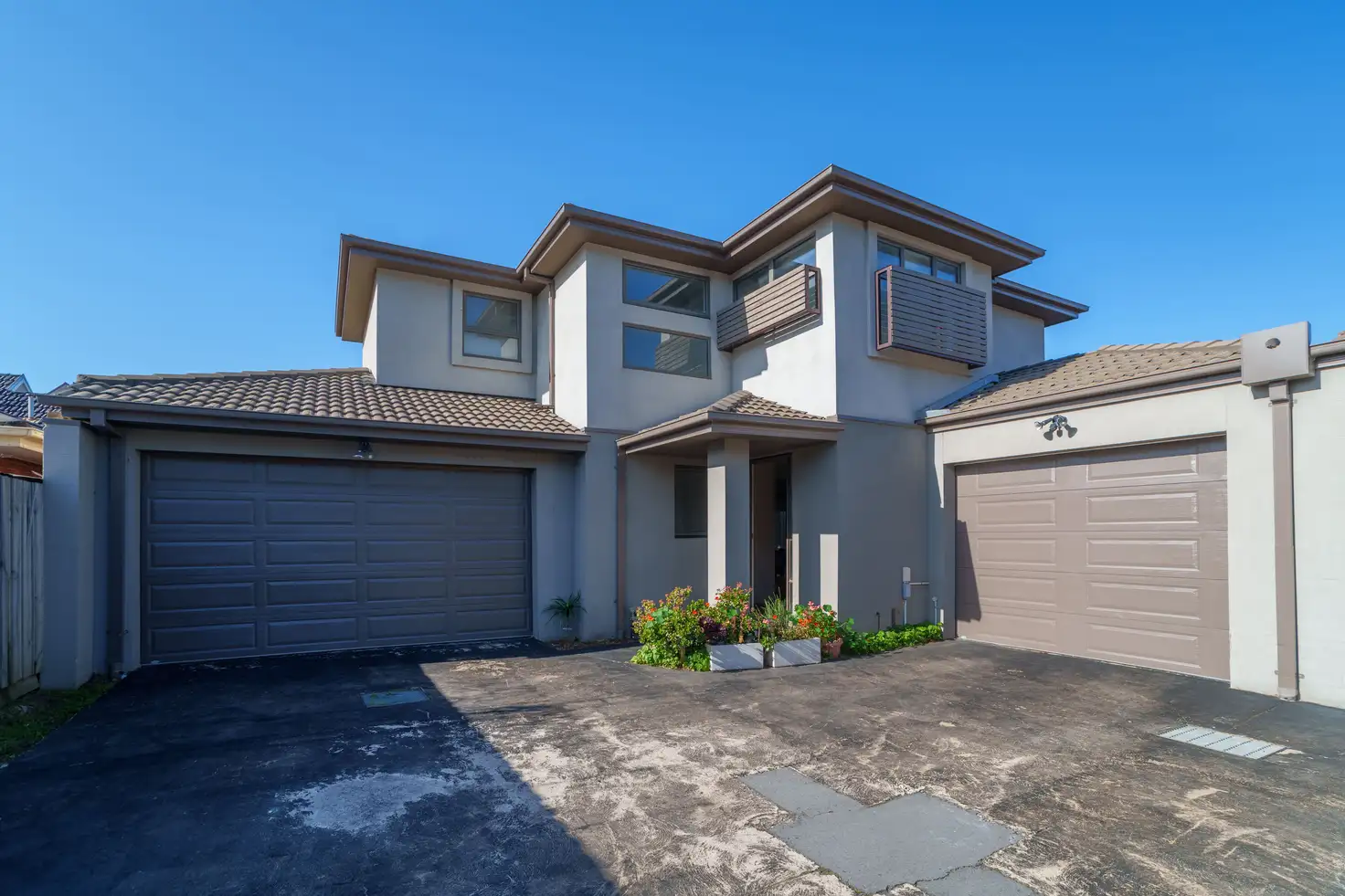 Main view of Homely townhouse listing, Unit 2/111 Waverley Road, Chadstone VIC 3148