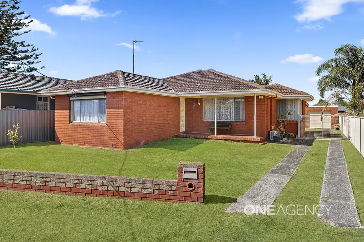 3 Oakland Avenue, Windang NSW 2528