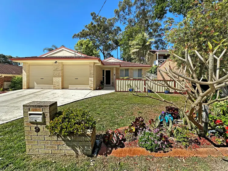 9 Paroa  Avenue, Lemon Tree Passage NSW 2319