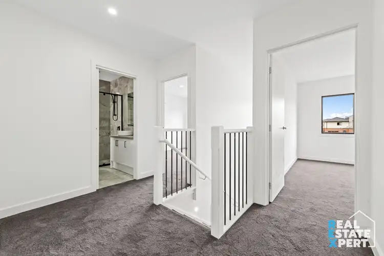 Fifth view of Homely townhouse listing, 2/7 Young Road, Hallam VIC 3803