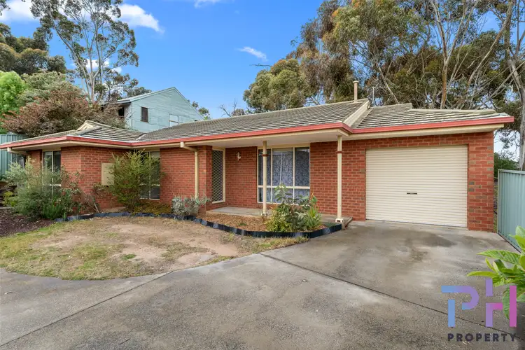 4/7 Albion Street, Kennington VIC 3550