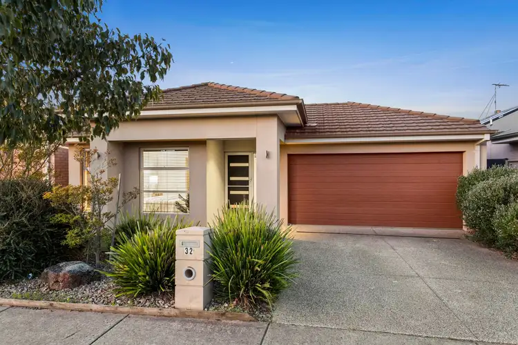 32 Whitfords Drive, Armstrong Creek VIC 3217