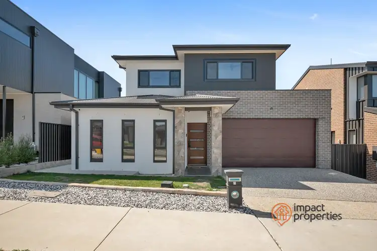 8 Cobden Street