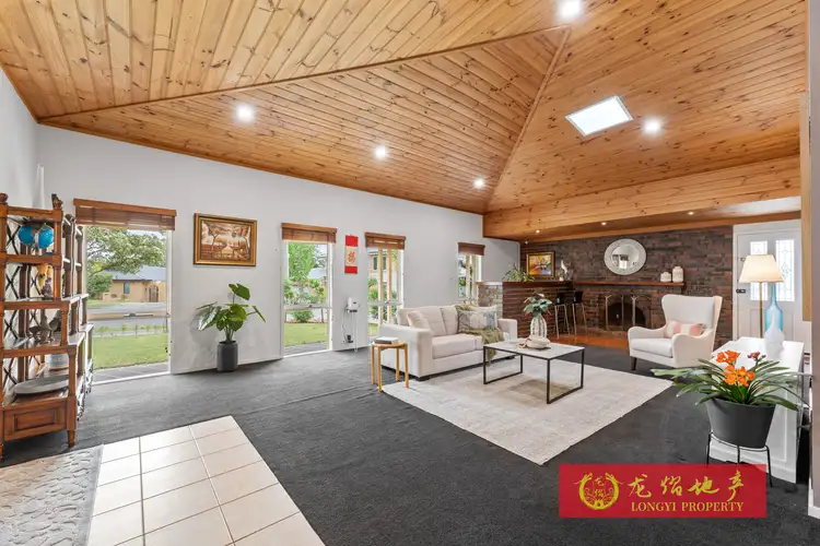 Second view of Homely house listing, 8 Doubell Close, Glen Waverley VIC 3150