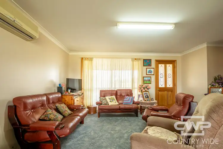 Fourth view of Homely house listing, 20 Carlisle Close, Glen Innes NSW 2370