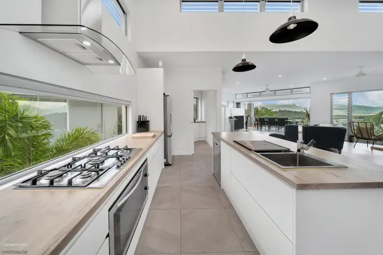 Fifth view of Homely house listing, 7 Tarwhine Close, Kanimbla QLD 4870