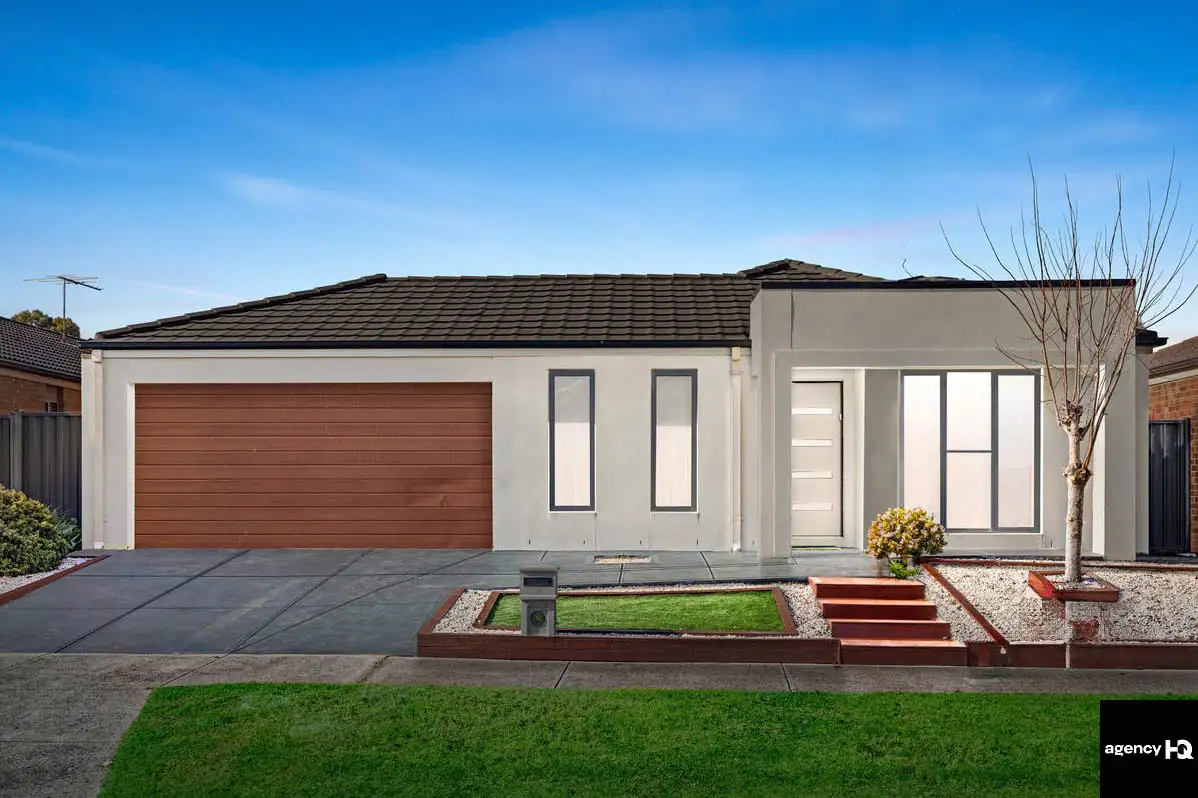 Main view of Homely house listing, 8 Berowa Street, Tarneit VIC 3029
