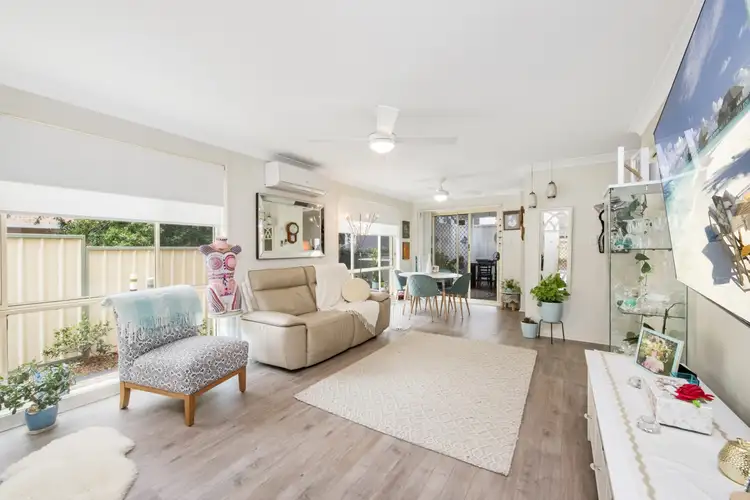 23-25 Donnison Street West