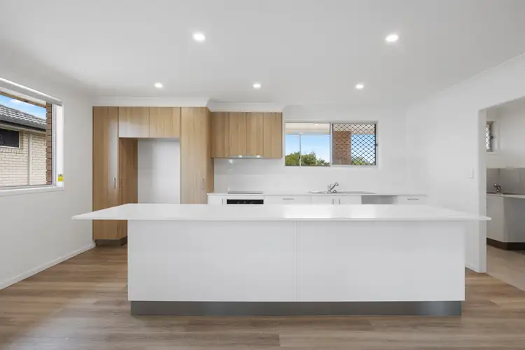 2/4 Nabilla Street, Buddina QLD 4575