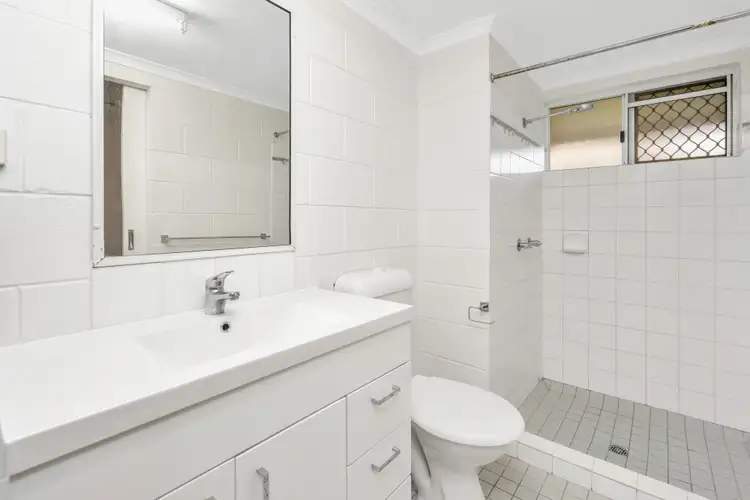 Fifth view of Homely unit listing, 3/374 Severin Street, Parramatta Park QLD 4870