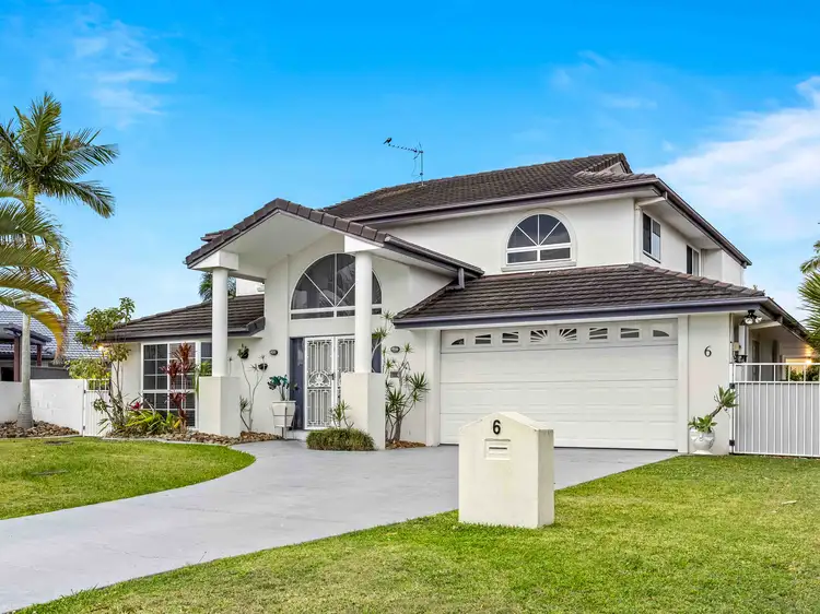 6 Glenwater Crescent, Helensvale QLD 4212