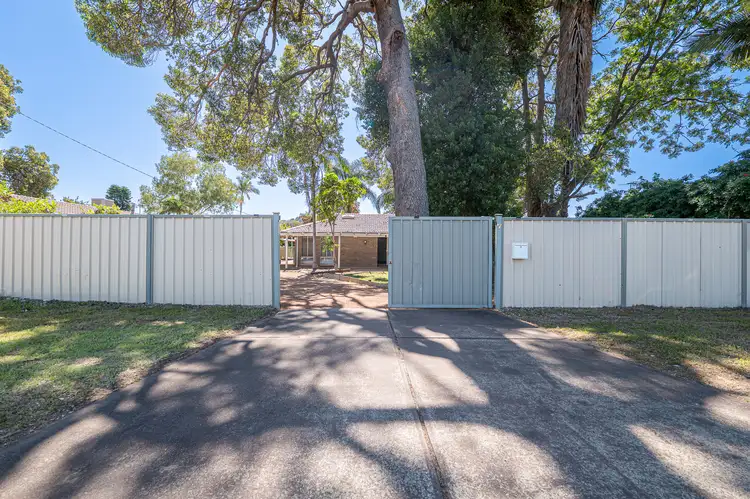 7 Arbour Place