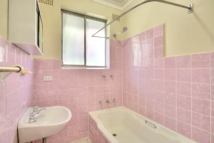 Fifth view of Homely apartment listing, 4/6 Cambridge Street, Harris Park NSW 2150