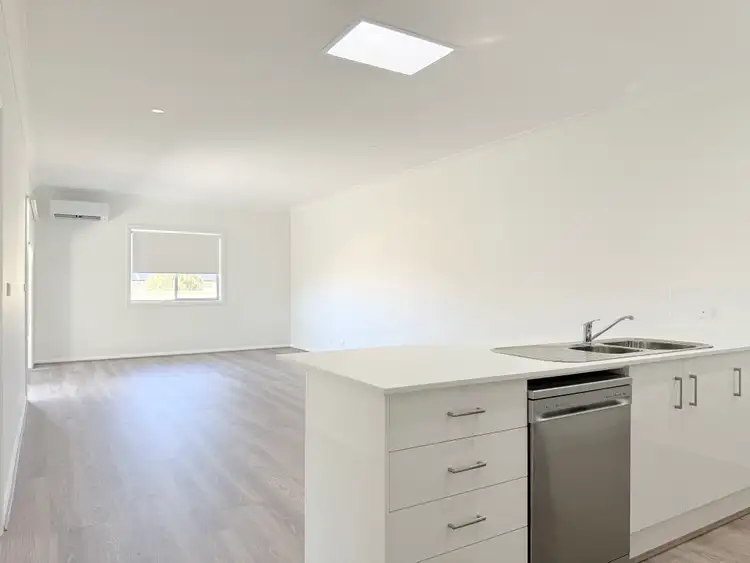 Sixth view of Homely semi-detached listing, 1/184 Bushland Drive, Taree NSW 2430