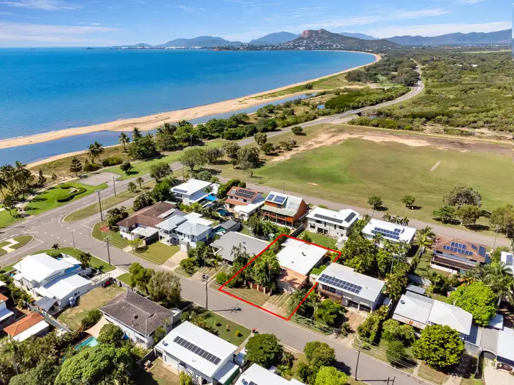 8 Maskell Street, Pallarenda QLD 4810