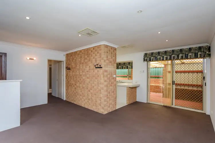 Fifth view of Homely villa listing, 9/190-192 Cammillo Road, Kelmscott WA 6111