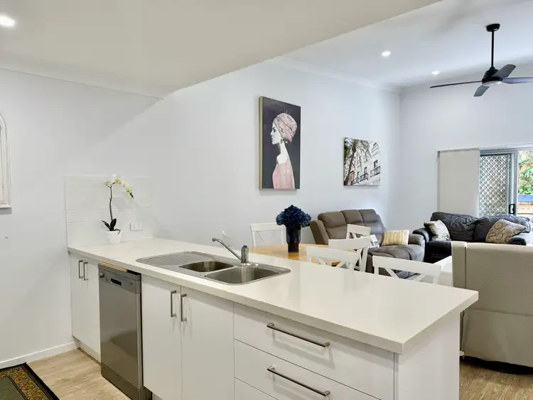 Sixth view of Homely villa listing, 19/1 Links Circuit, Urraween QLD 4655