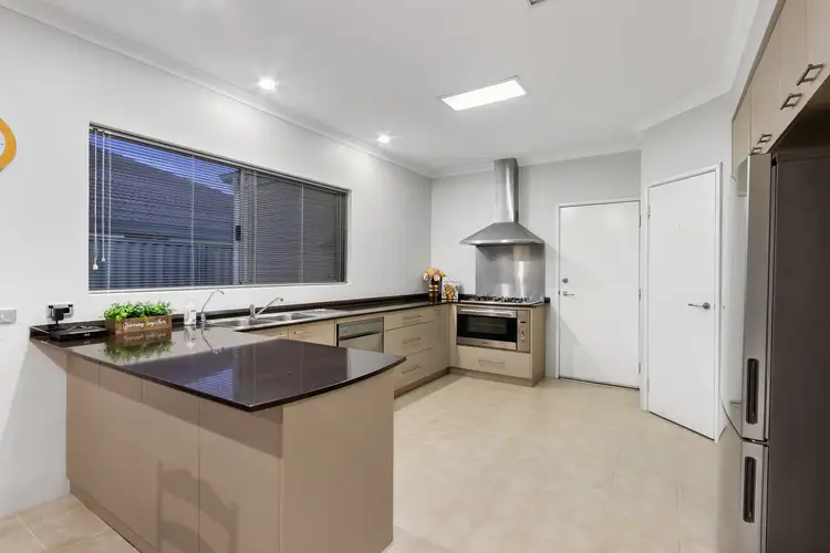 Fifth view of Homely house listing, 11 Temple Way, Piara Waters WA 6112