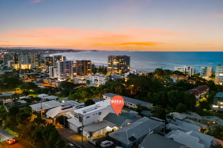 31 Tweed Street, Coolangatta QLD 4225