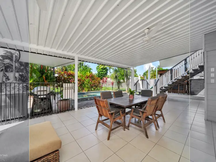 6 Chaplain Avenue, Manunda QLD 4870