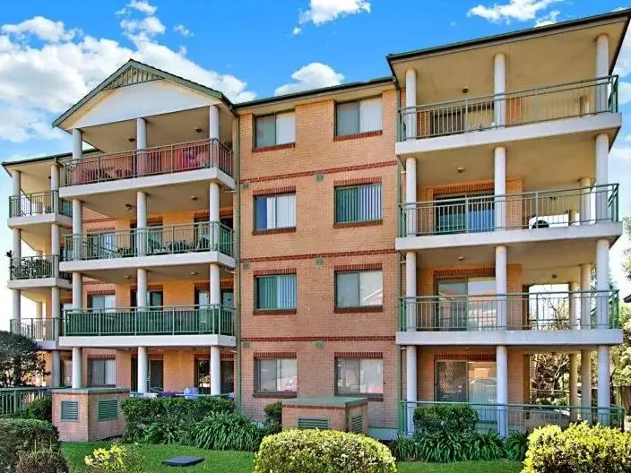 Main view of Homely unit listing, 24/11-13 Fourth Avenue, Blacktown NSW 2148