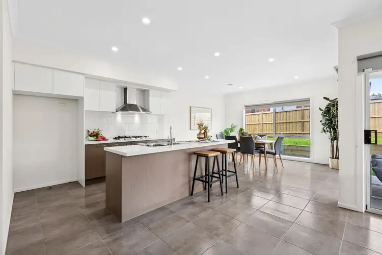 Second view of Homely house listing, 7 Neilrex Court, Cranbourne East VIC 3977