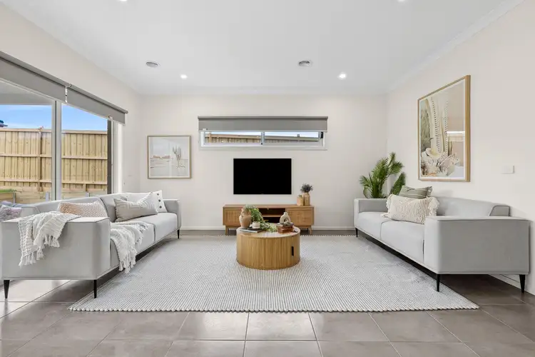 Fourth view of Homely house listing, 7 Neilrex Court, Cranbourne East VIC 3977