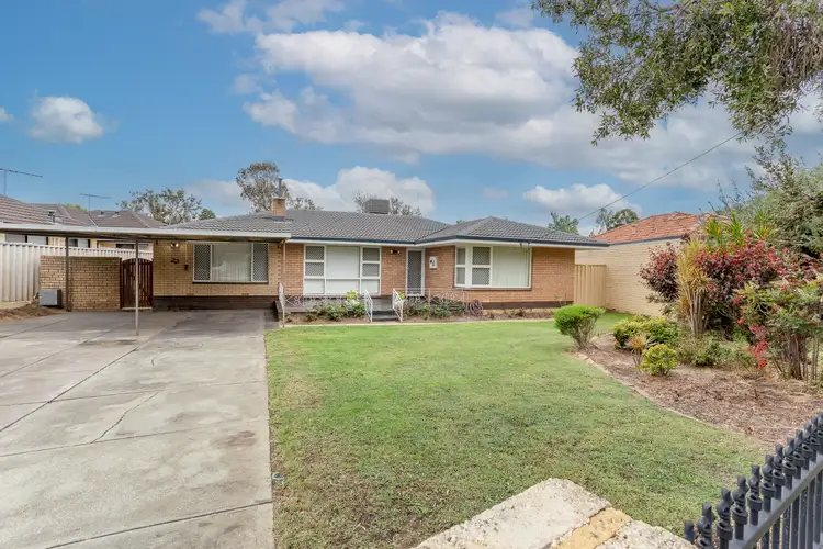 22 Mountain View, Kelmscott WA 6111