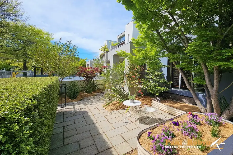 Main view of Homely apartment listing, 2/62 Torrens Street, Braddon ACT 2612