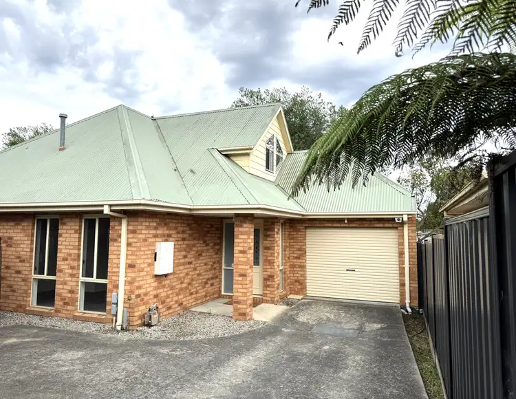 Main view of Homely unit listing, 2/21 Cardinia Way, Rowville VIC 3178