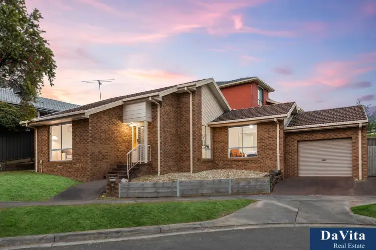 2/3 Tanya Place, Wheelers Hill VIC 3150